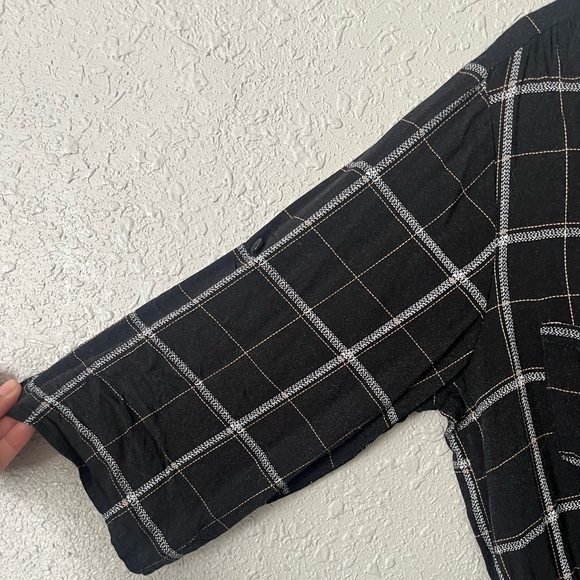 Black and white plaid shirt dress - Picture 7 of 10